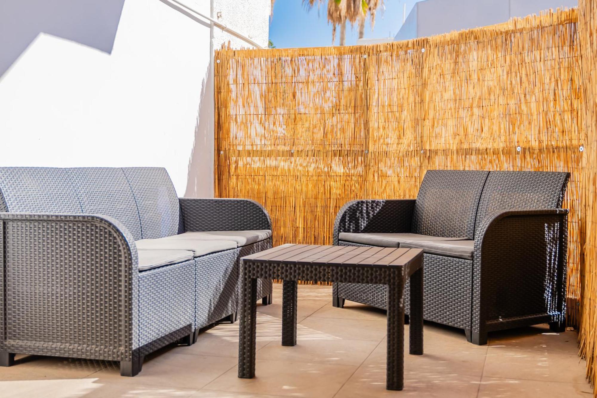 Sant Central Deluxe Apartments Agia Napa Exterior foto